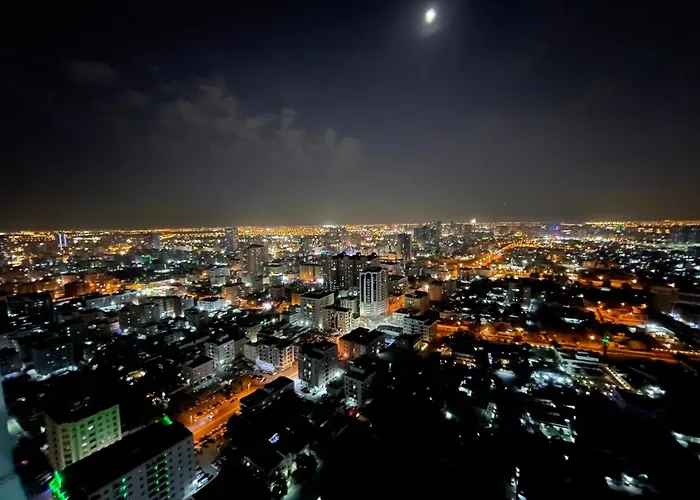 Luxury Apartments - Ajman Corniche Uae